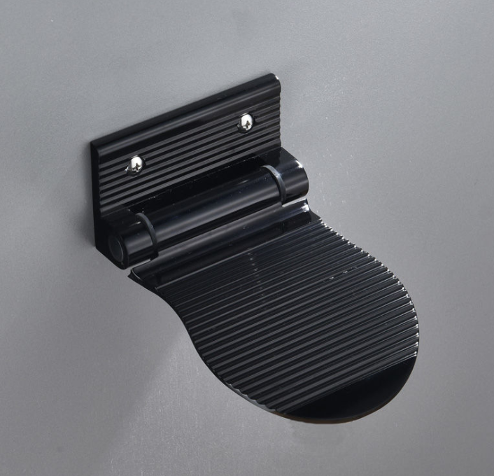 Auxiliary wall pedal